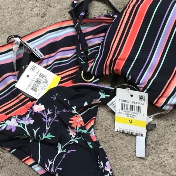 BAR 111 reversible floral/ stripe bikini. … - Picture 7 of 10